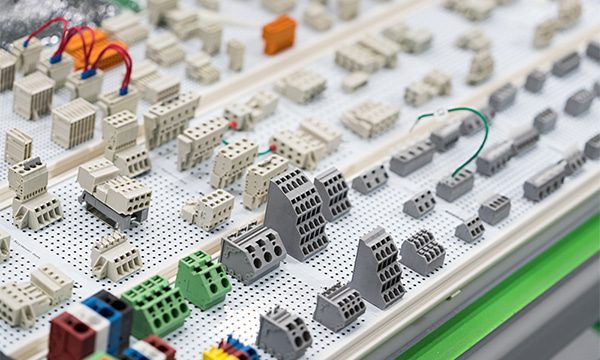 Choosing the Best Connectors and Terminals for  Your Custom Wire Harness
